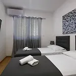 Dora Apartment Pula