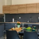 Apartment Dora *