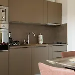 Apartment Dora *