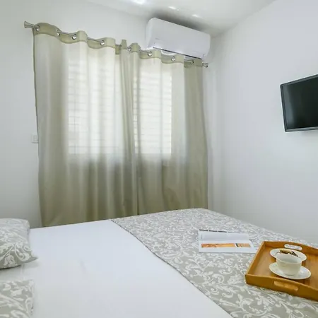 Dora Apartament