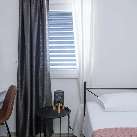 Apartament Dora