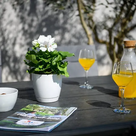 Dora Appartement *